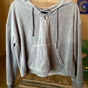 SUPER CUTE matching gray sweatsuit!! So cozy 😍